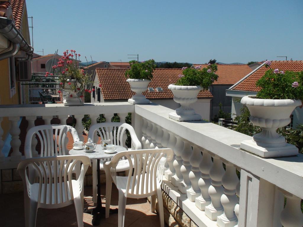 Apartments Milka Vodice Zimmer foto