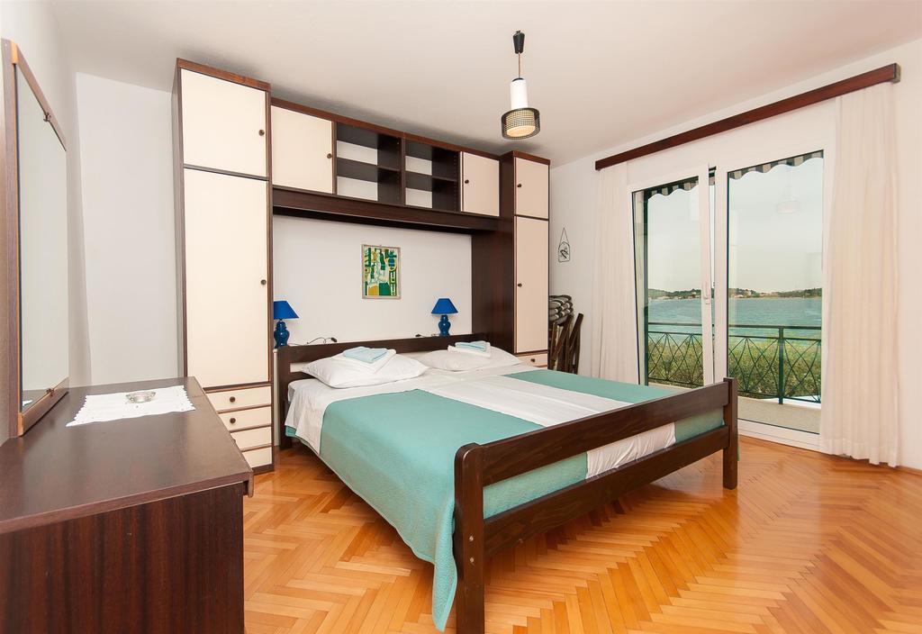 Apartments Milka Vodice Exterior foto