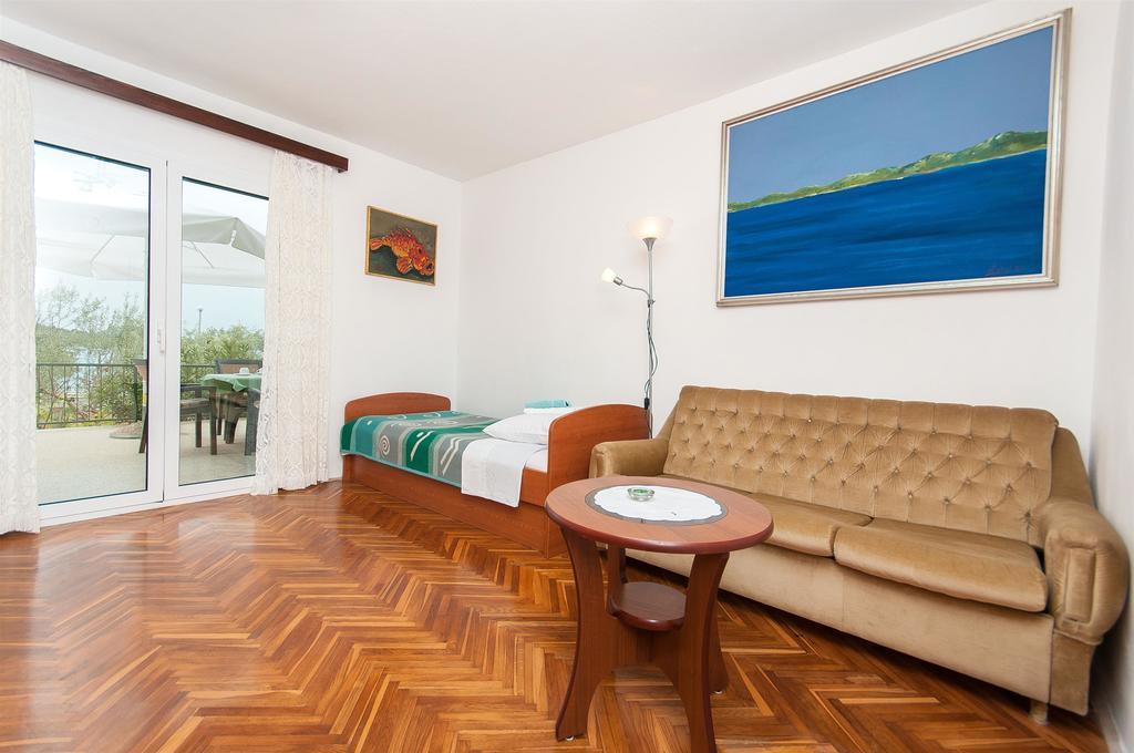 Apartments Milka Vodice Exterior foto