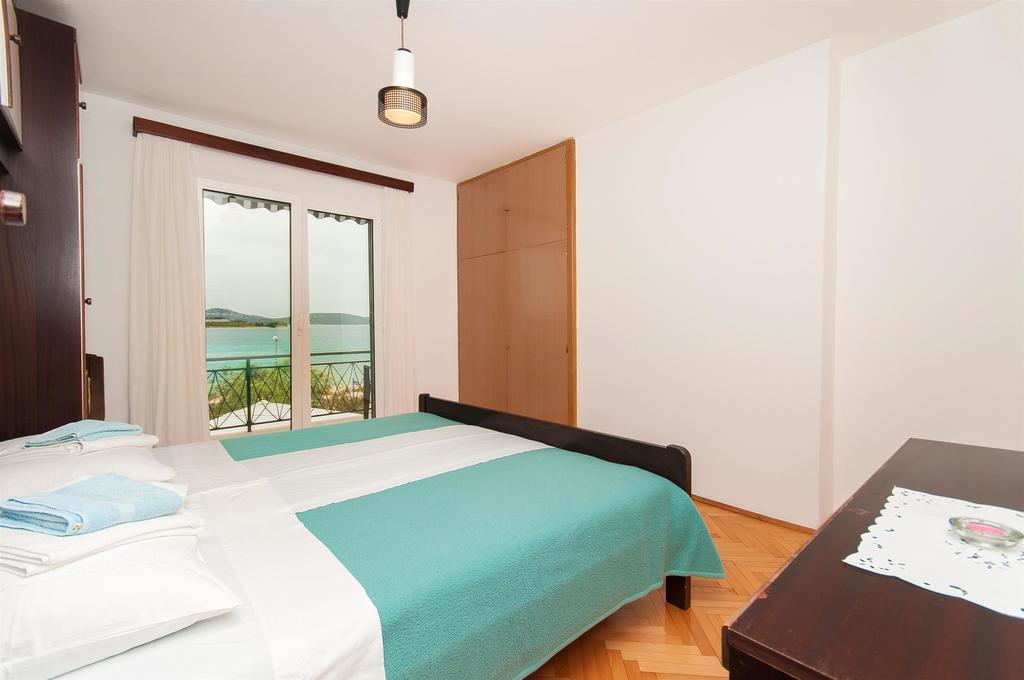 Apartments Milka Vodice Exterior foto