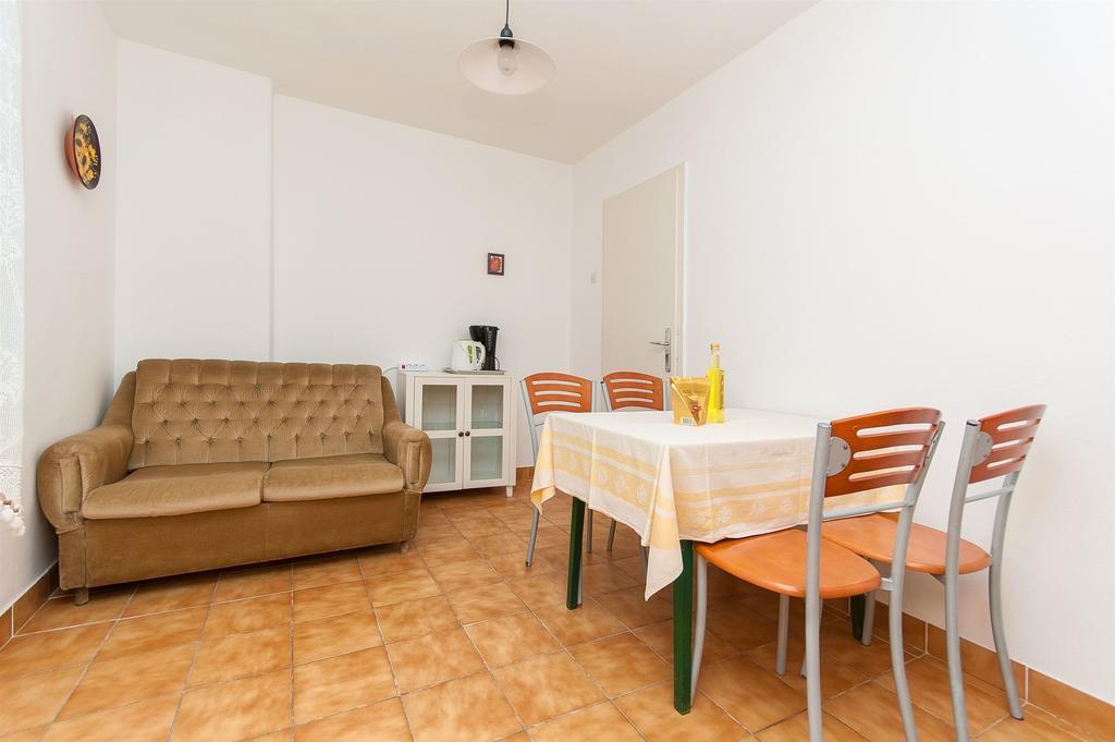 Apartments Milka Vodice Exterior foto